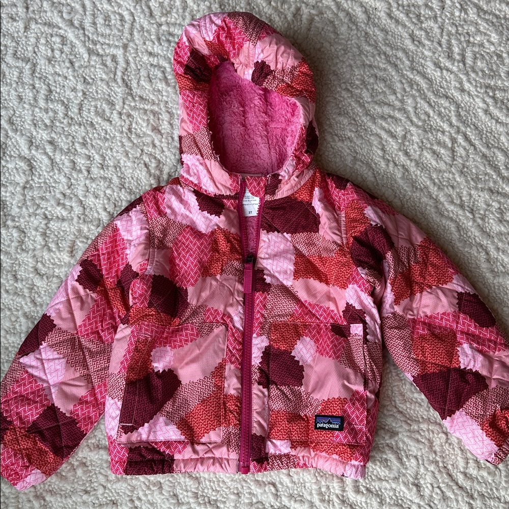 Patagonia REVERSIBLE 3T fleece & windproof jacket w.hood.cute patchwork pattern.